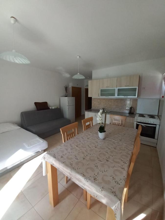 Apartmani Jopi ネウム エクステリア 写真