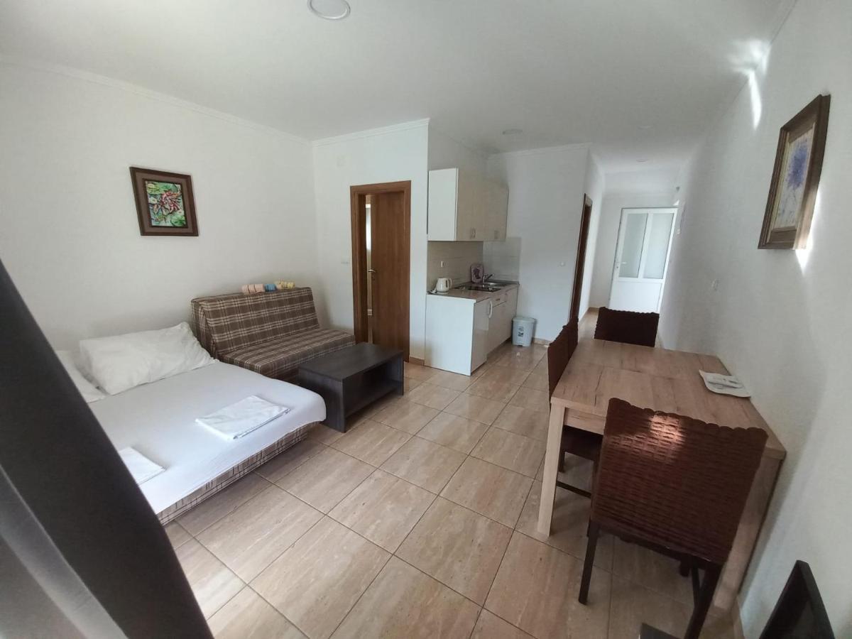 Apartmani Jopi ネウム エクステリア 写真
