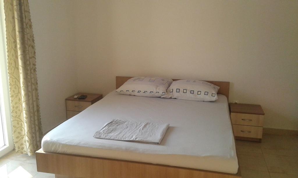 Apartmani Jopi ネウム エクステリア 写真
