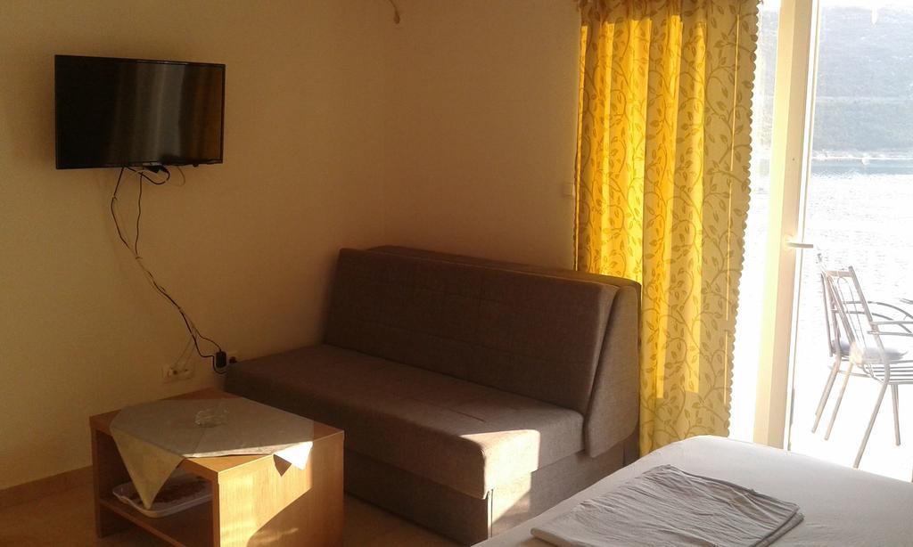 Apartmani Jopi ネウム エクステリア 写真