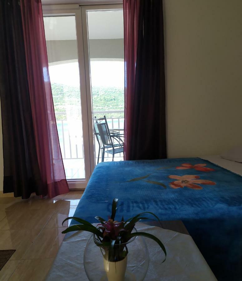 Apartmani Jopi ネウム エクステリア 写真